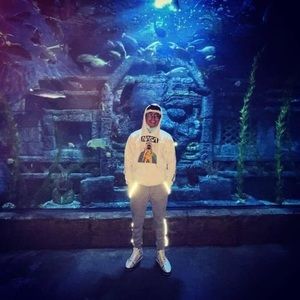 Meet your Posher, Jeffry